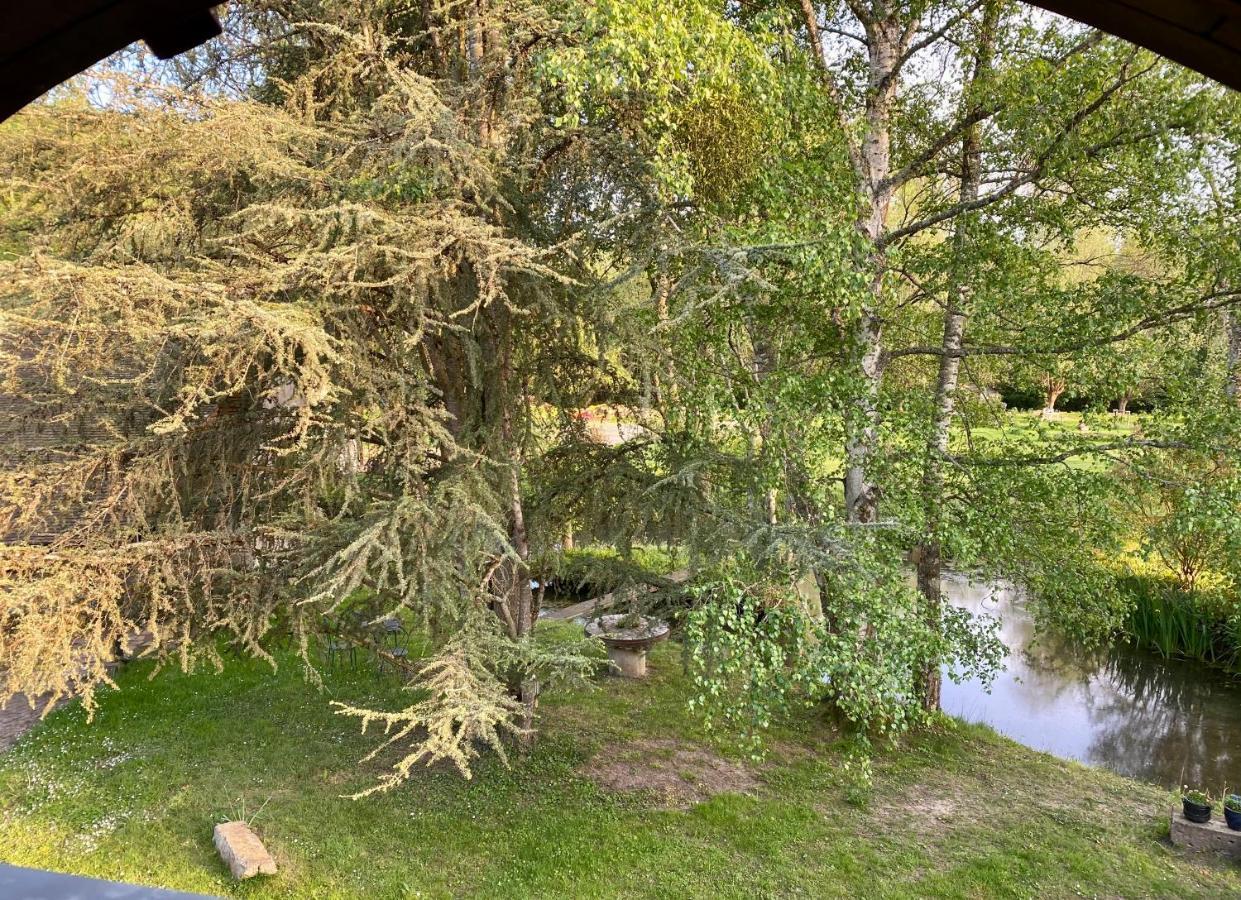 مبيت وإفطار Monteaux Le Moulin De Pasnel المظهر الخارجي الصورة